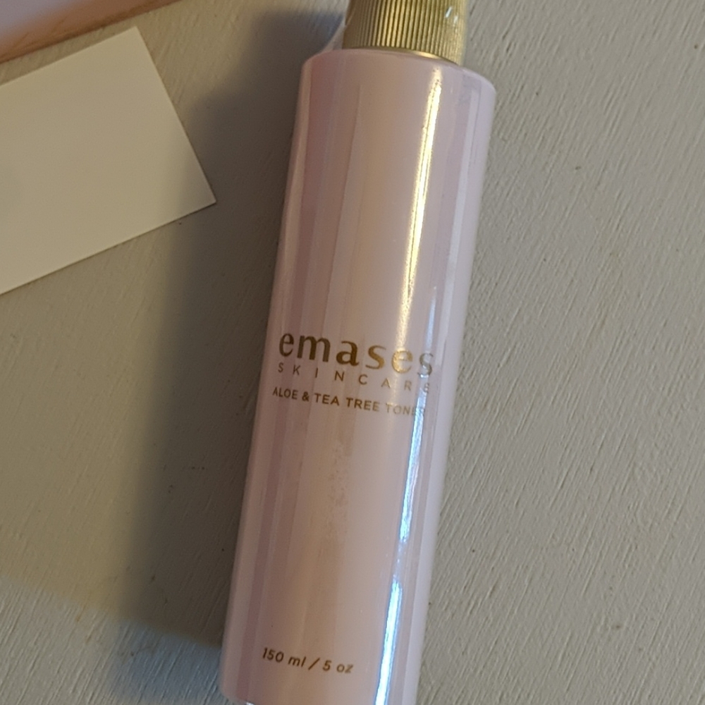 Emases Toner - Picture 4 of 5